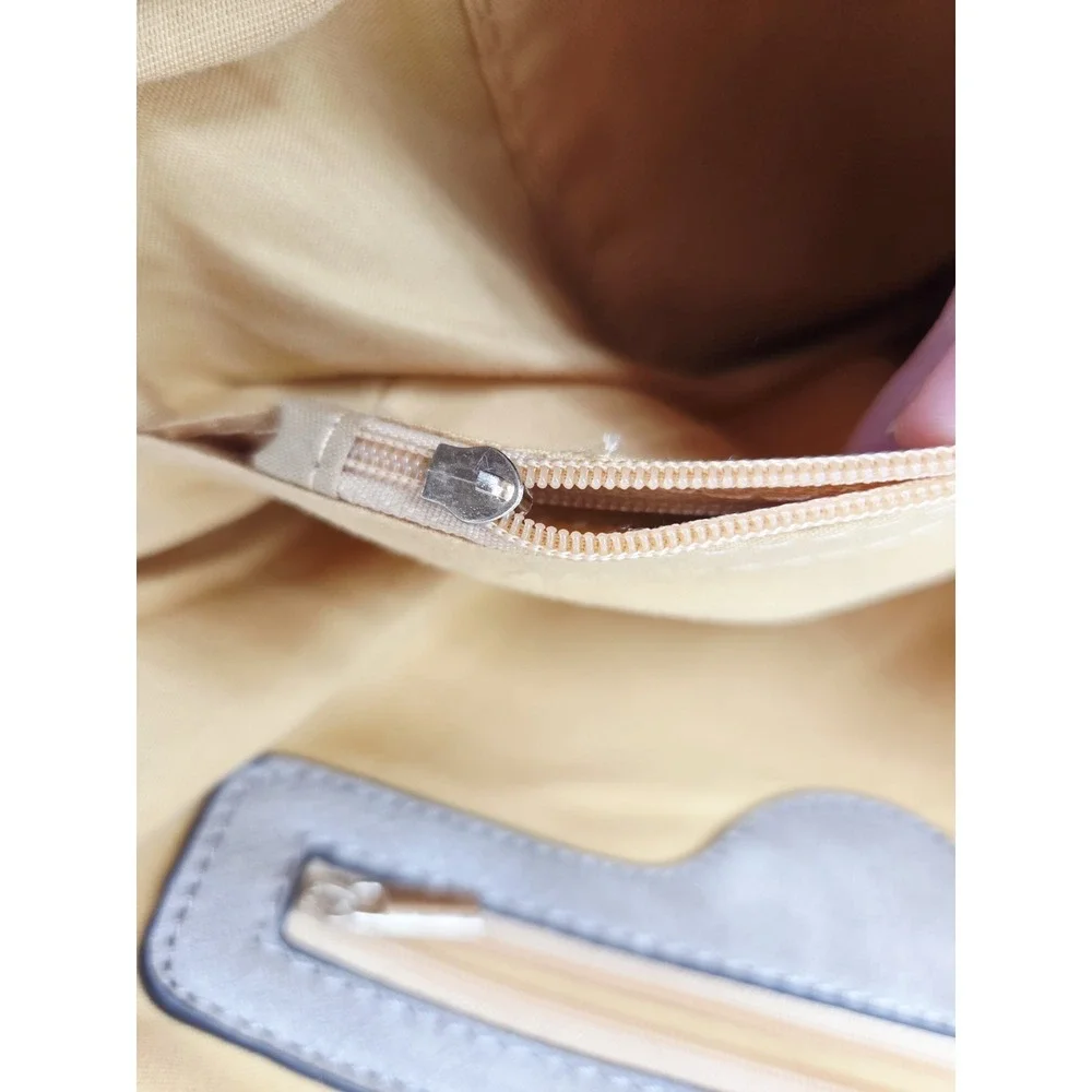 Womens Hobo SHoulder bag Snap HOOK Hardware‎ Mushroom DS NEW Beige Gold